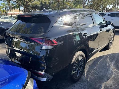 2024 Kia Sportage SX