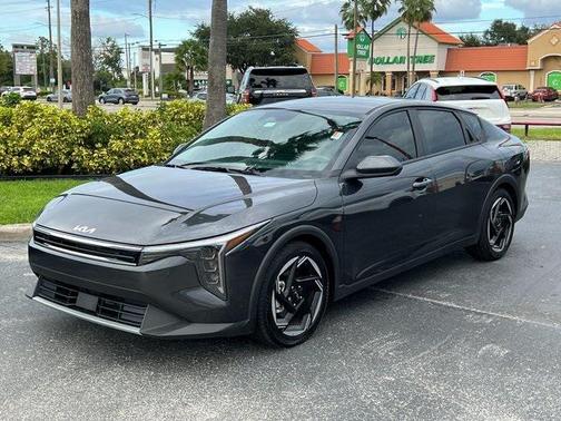 2025 Kia K4 EX