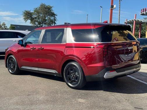 Red 2025 Kia Carnival LXS