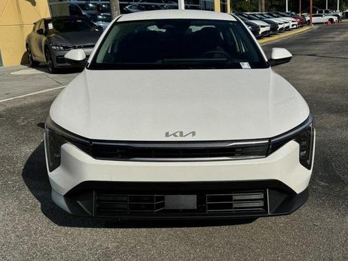 2025 Kia K4 LX