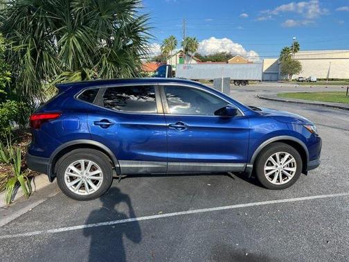 2018 Nissan Rogue Sport S