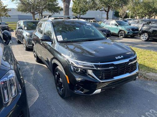 2024 Kia Seltos EX