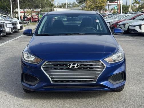 2022 Hyundai Accent SE