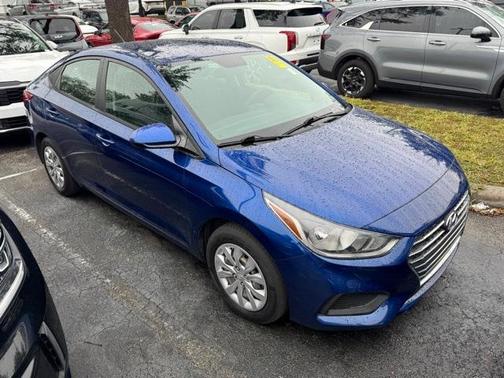 2022 Hyundai Accent SE