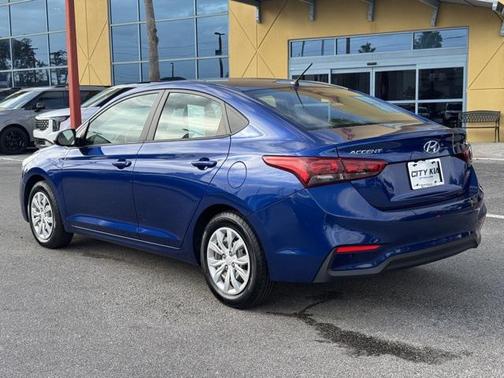 2022 Hyundai Accent SE