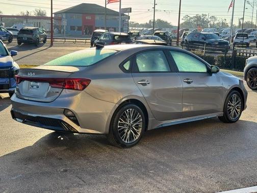2022 Kia Forte GT-Line