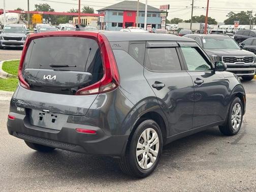 2022 Kia Soul LX
