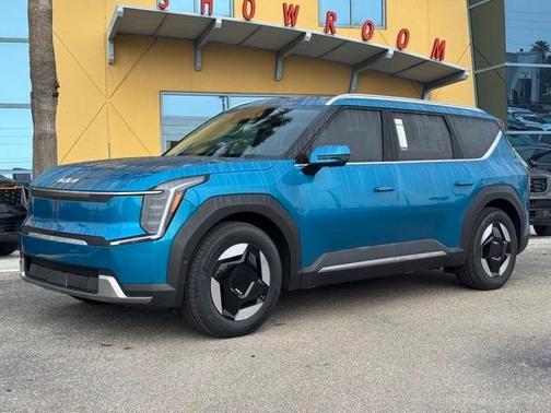 2026 Kia EV9 Wind
