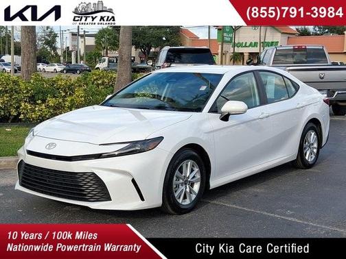 2025 Toyota Camry LE