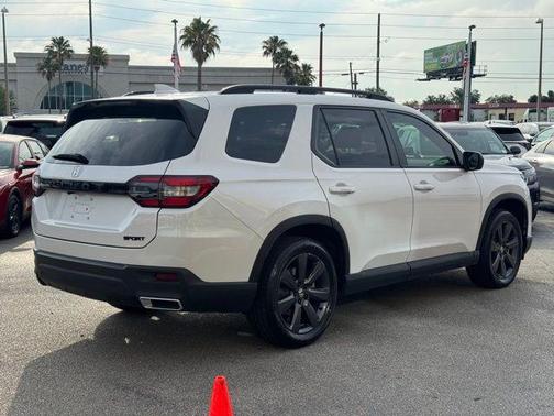 White 2025 Honda Pilot Sport