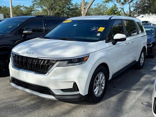 2022 Kia Carnival LXS
