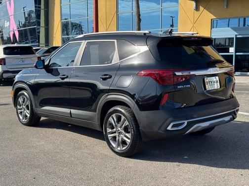 2023 Kia Seltos S
