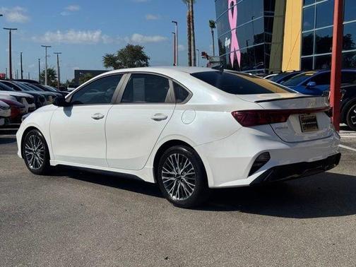 White 2022 Kia Forte GT-Line