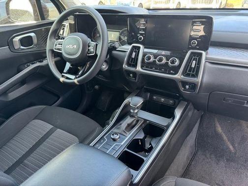 Ebony Black 2023 Kia Sorento LX