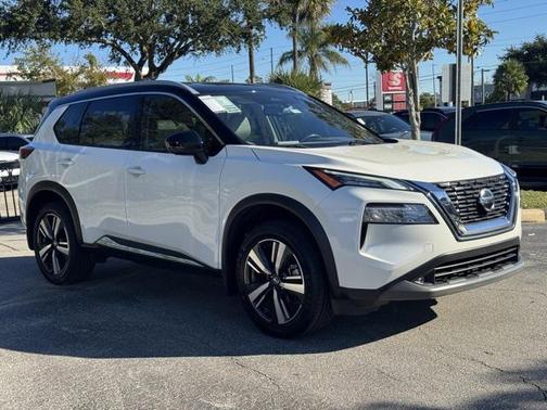 2021 Nissan Rogue SL