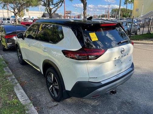2021 Nissan Rogue SL