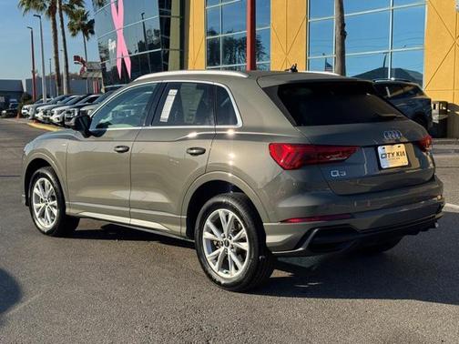 2021 Audi Q3 45 S line Premium