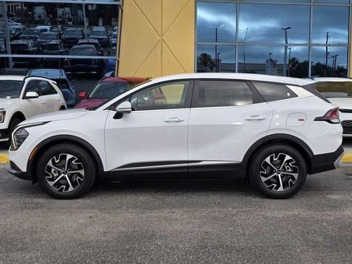 2025 Kia Sportage EX