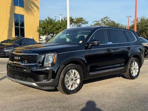 2022 Kia Telluride LX