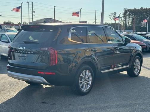 2022 Kia Telluride LX