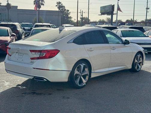 2019 Honda Accord Touring 2.0T