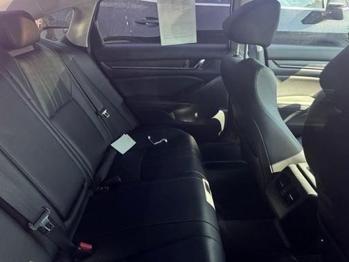 2019 Honda Accord Touring 2.0T