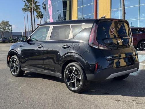 2023 Kia Soul EX