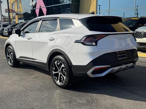 2024 Kia Sportage EX