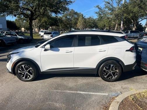 2024 Kia Sportage EX