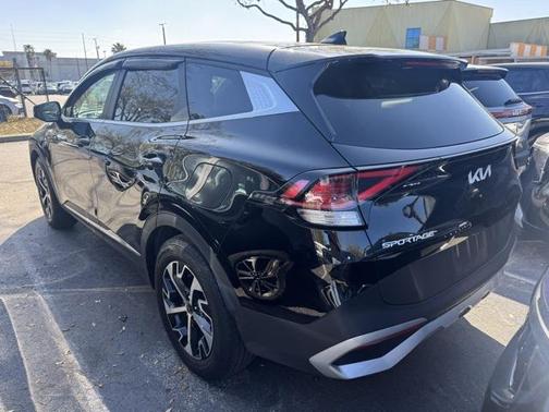 2024 Kia Sportage EX