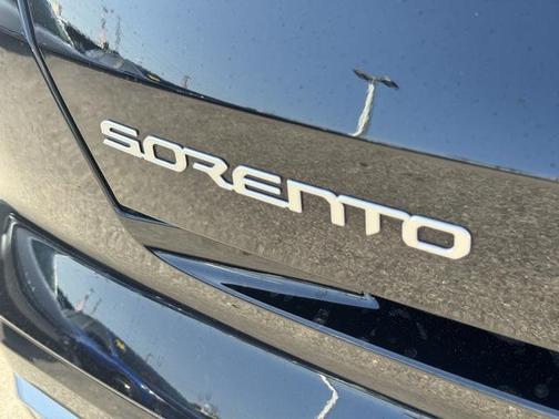2023 Kia Sorento S
