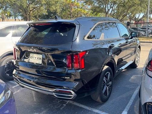2023 Kia Sorento S