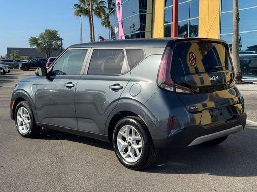 Gray 2025 Kia Soul LX