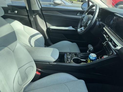 2023 Kia K5 EX
