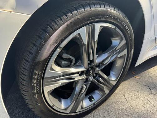 2023 Kia K5 EX