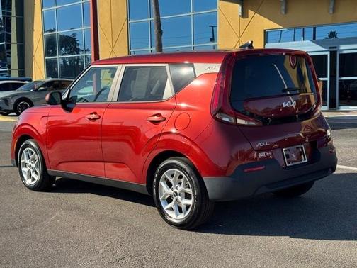 2022 Kia Soul LX
