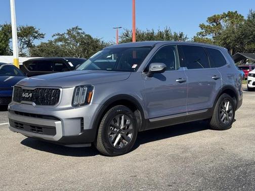 2023 Kia Telluride LX