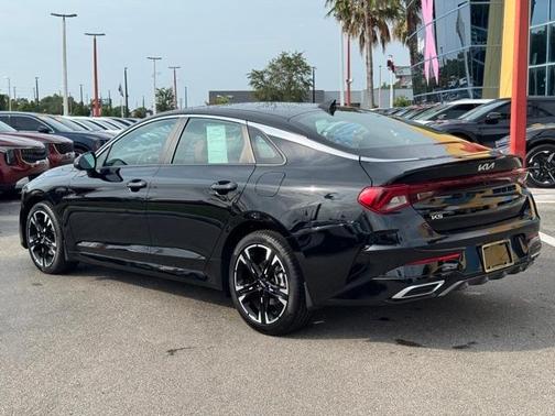2024 Kia K5 GT-Line