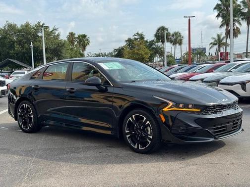2024 Kia K5 GT-Line