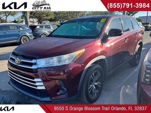 2019 Toyota Highlander LE
