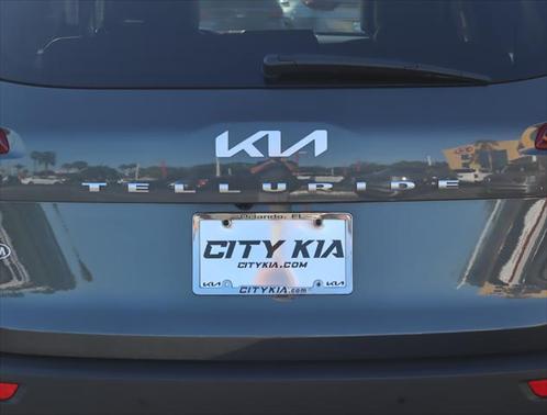 Gray 2022 Kia Telluride S