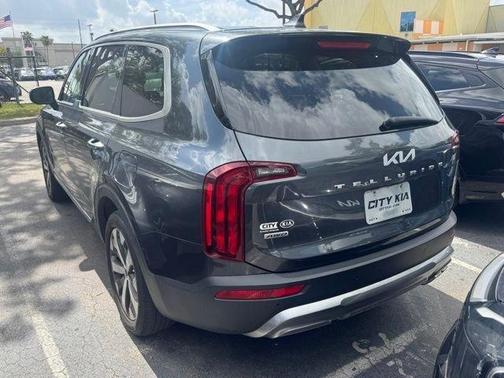 Gray 2022 Kia Telluride S