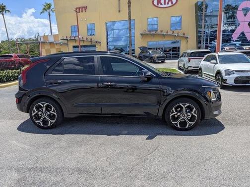 Black 2025 Kia Niro EX Touring