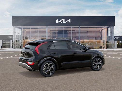 Black 2025 Kia Niro EX Touring