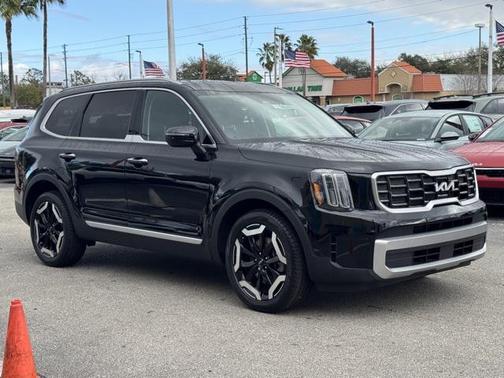 2023 Kia Telluride S