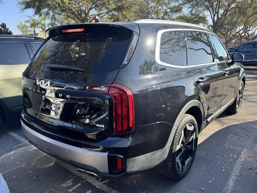 2023 Kia Telluride S