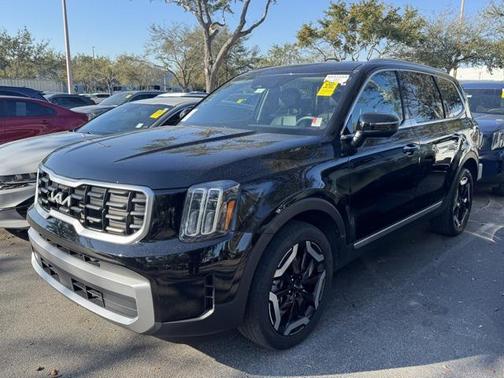 2023 Kia Telluride S