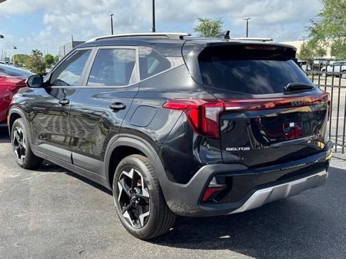 2025 Kia Seltos S
