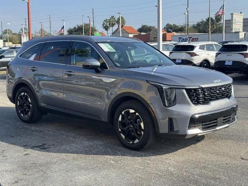 2024 Kia Sorento S