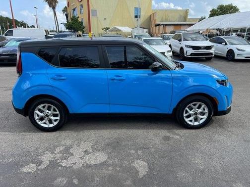 2023 Kia Soul S